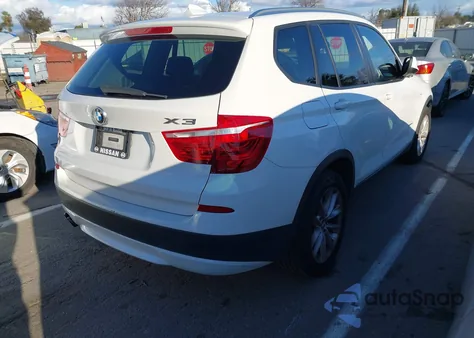 2014 BMW X3 xDrive28I z USA, uszkodzony, nr VIN 5UXWX9C50E0D11552